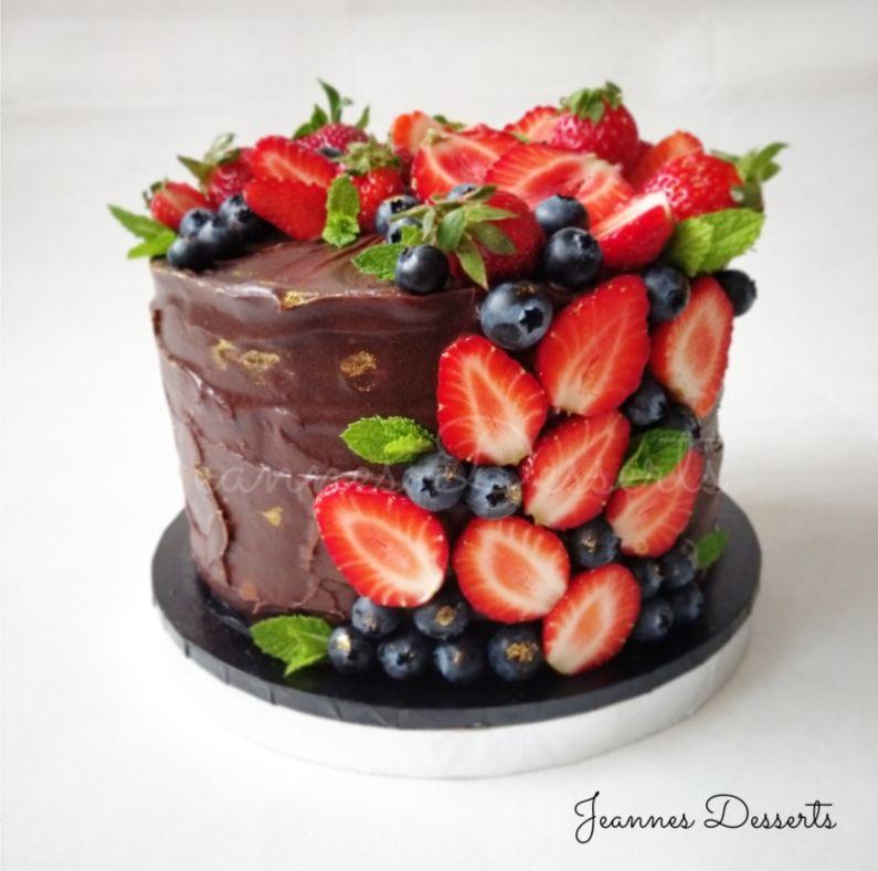 Chocolate Ganache Berry Cake